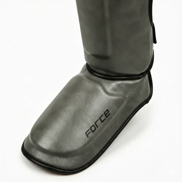 Ochraniacze na piszczele szare