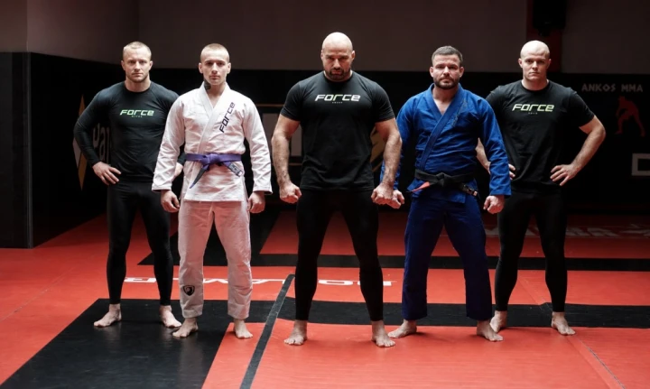 Owijki Bandaże Bokserskie Czerwone Elastyczne 4,5 m - Force